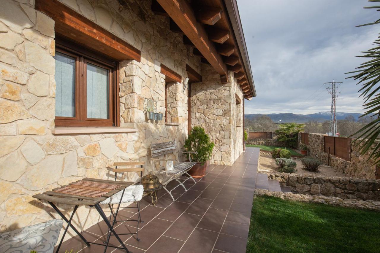 Casa Rural La Nava De Tizneros Exterior foto